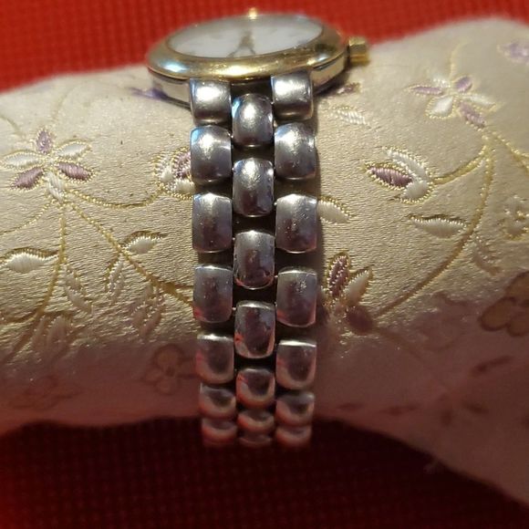 CYMA Oceana Club 14kt & Stainless Steel Womens Roman Numeral & Date Swiss Watch - Picture 4 of 8